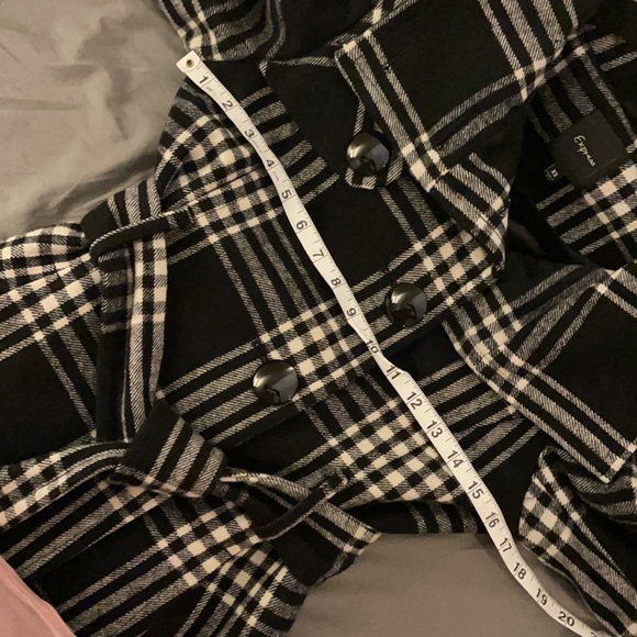 Express Women’s Trench Coat - Picture 9 of 11